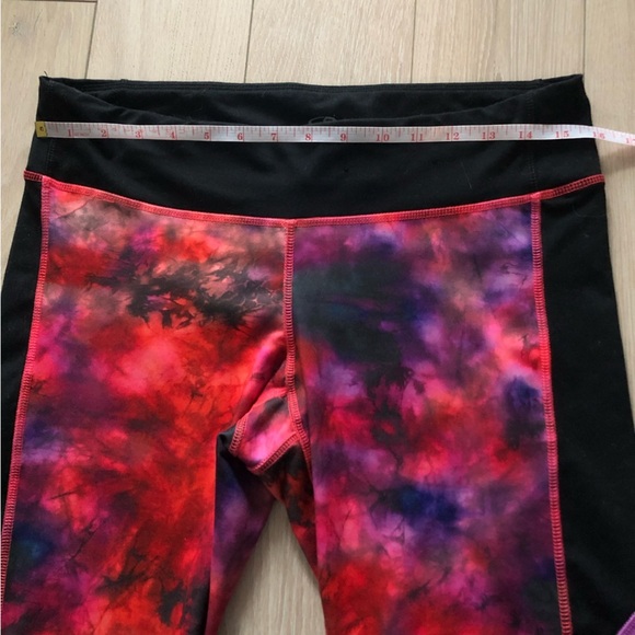 Champion Duodry Galaxy Print Capri Leggings - Picture 2 of 8